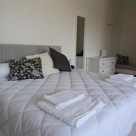 Calice Dei Cherubini Alloggio per agriturismo Montecalvo Versiggia
